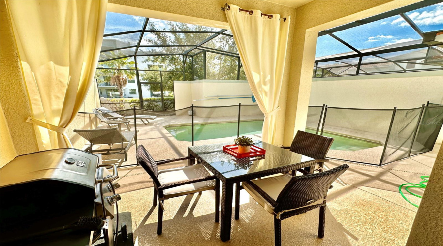 Kissimmee, Florida 34746, 4 Bedrooms Bedrooms, ,3 Bathroomsbathrooms,Residential,For Sale,Clock Tower,Mfro6221686