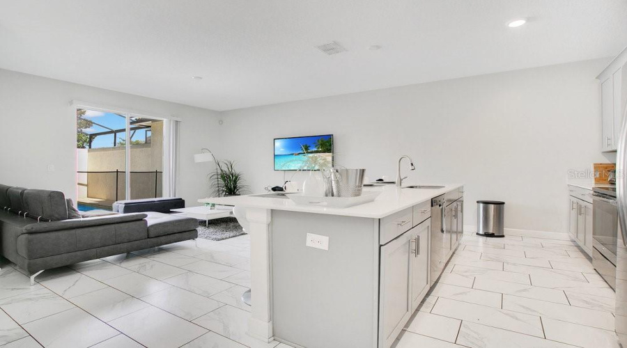 Davenport, Florida 33896, 4 Bedrooms Bedrooms, ,3 Bathroomsbathrooms,Residential,For Sale,Plunker,Mfro6218700