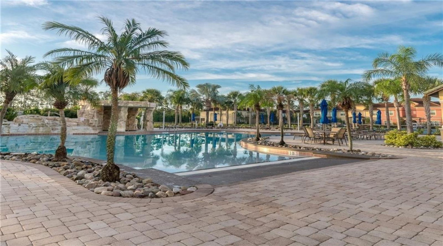Kissimmee, Florida 34747, 6 Bedrooms Bedrooms, ,5 Bathroomsbathrooms,Residential,For Sale,Majesty Palm,Mfro6221368