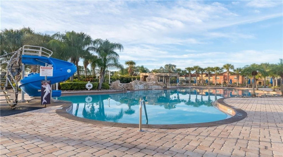 Kissimmee, Florida 34747, 6 Bedrooms Bedrooms, ,5 Bathroomsbathrooms,Residential,For Sale,Majesty Palm,Mfro6221368