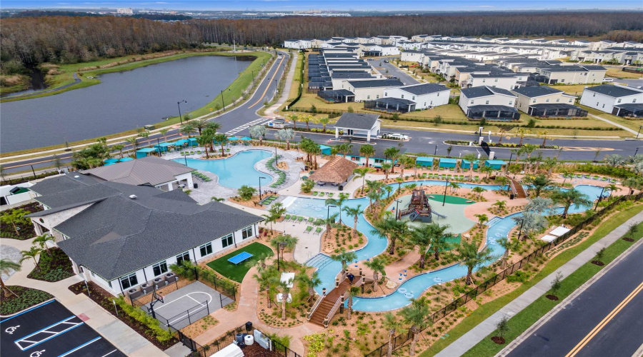 Kissimmee, Florida 34746, 9 Bedrooms Bedrooms, ,5 Bathroomsbathrooms,Residential,For Sale,Target Blvd,Mfro6223640