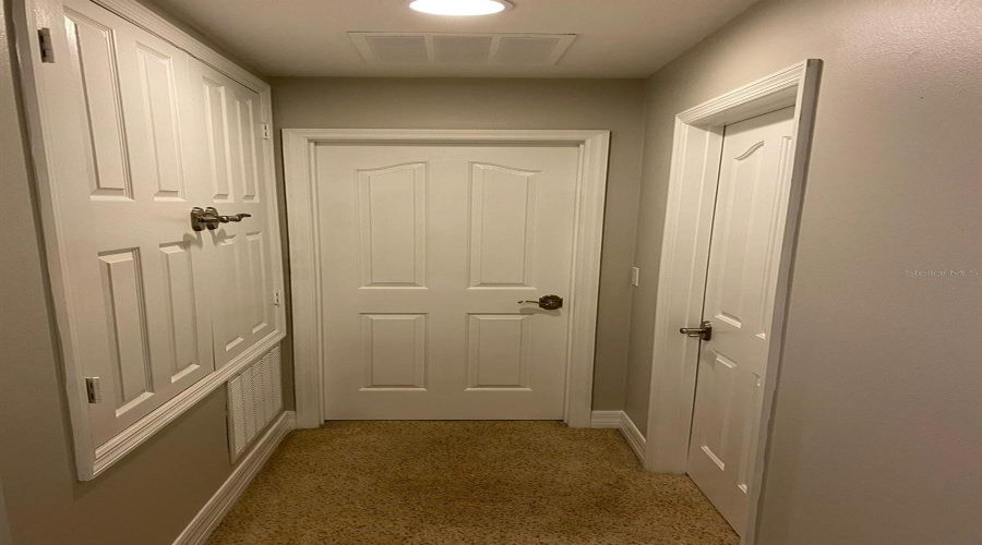 Orlando, Florida 32836, 5 Bedrooms Bedrooms, ,3 Bathroomsbathrooms,Residential,For Sale,Chateaubriand,Mfrs5108829