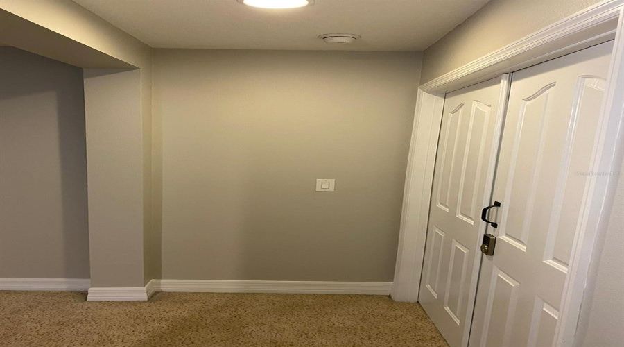 Orlando, Florida 32836, 5 Bedrooms Bedrooms, ,3 Bathroomsbathrooms,Residential,For Sale,Chateaubriand,Mfrs5108829