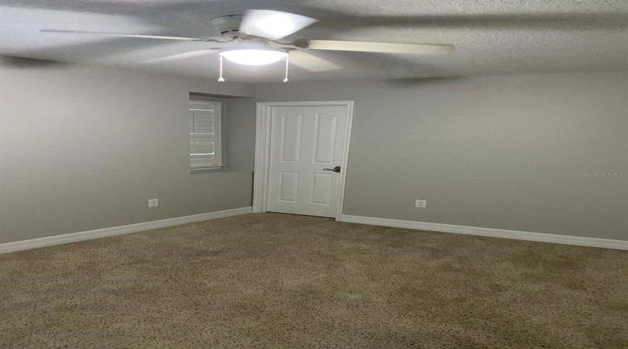 Orlando, Florida 32836, 5 Bedrooms Bedrooms, ,3 Bathroomsbathrooms,Residential,For Sale,Chateaubriand,Mfrs5108829