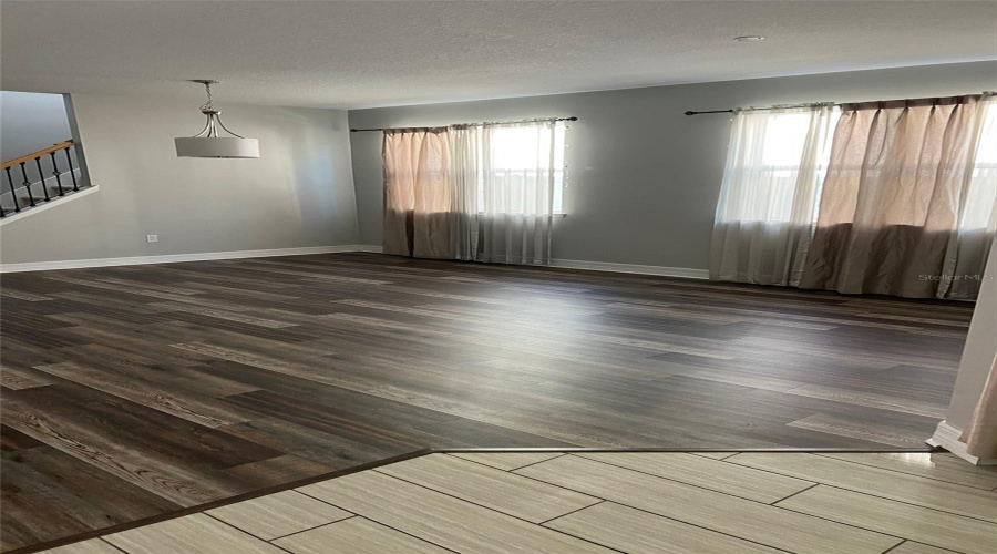 Orlando, Florida 32836, 5 Bedrooms Bedrooms, ,3 Bathroomsbathrooms,Residential,For Sale,Chateaubriand,Mfrs5108829