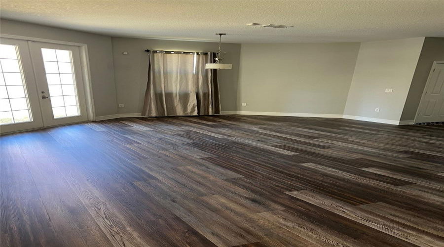Orlando, Florida 32836, 5 Bedrooms Bedrooms, ,3 Bathroomsbathrooms,Residential,For Sale,Chateaubriand,Mfrs5108829