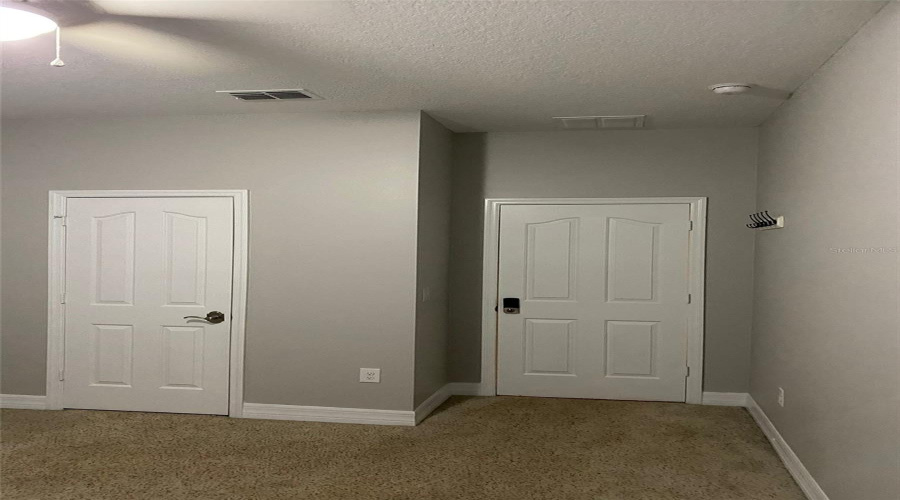 Orlando, Florida 32836, 5 Bedrooms Bedrooms, ,3 Bathroomsbathrooms,Residential,For Sale,Chateaubriand,Mfrs5108829