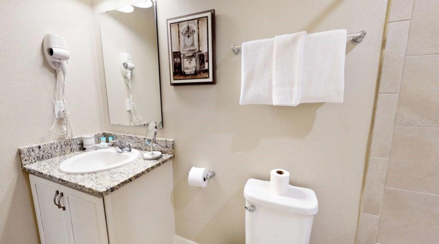 Kissimmee, Florida 34746, 4 Bedrooms Bedrooms, ,3 Bathroomsbathrooms,Residential,For Sale,Adelaide,Mfrs5108842
