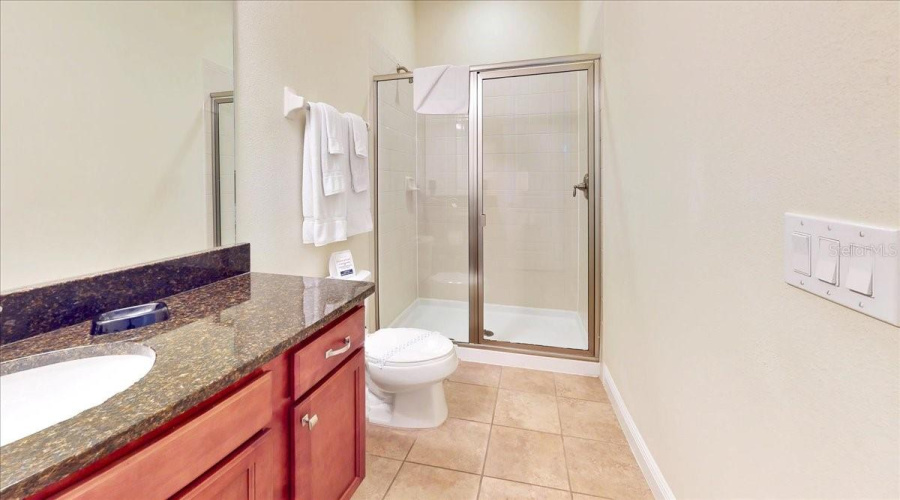 Kissimmee, Florida 34747, 6 Bedrooms Bedrooms, ,5 Bathroomsbathrooms,Residential,For Sale,Lasso,Mfro6224082