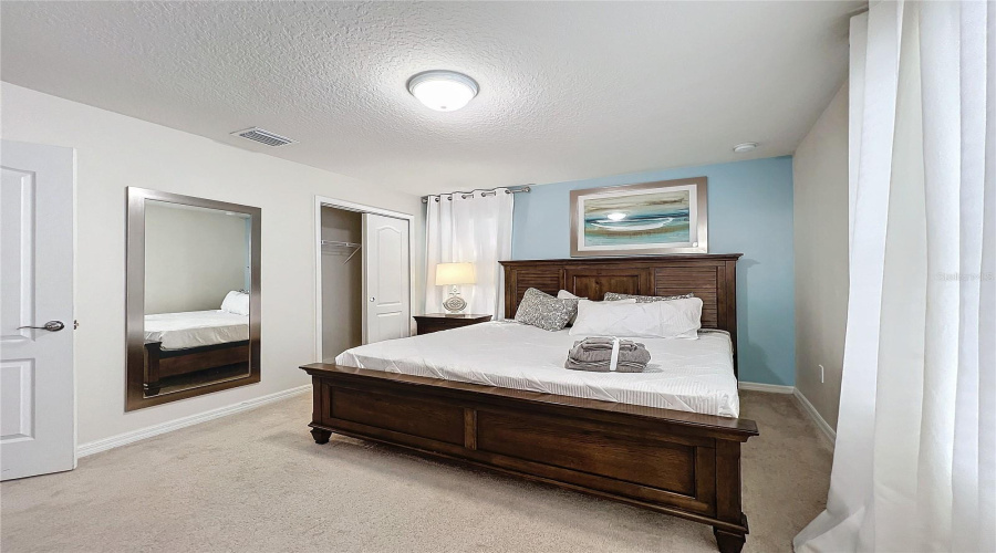 Kissimmee, Florida 34747, 9 Bedrooms Bedrooms, ,6 Bathroomsbathrooms,Residential,For Sale,Bengal Ct,Mfro6225436