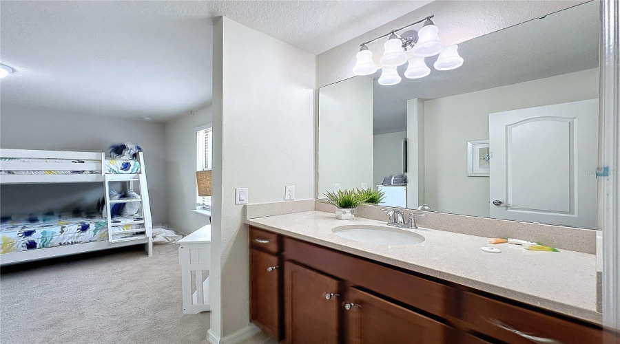 Kissimmee, Florida 34747, 9 Bedrooms Bedrooms, ,6 Bathroomsbathrooms,Residential,For Sale,Bengal Ct,Mfro6225436