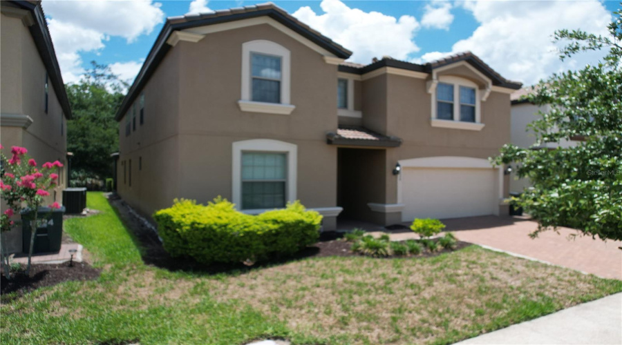 Kissimmee, Florida 34747, 9 Bedrooms Bedrooms, ,6 Bathroomsbathrooms,Residential,For Sale,Bengal Ct,Mfro6225436