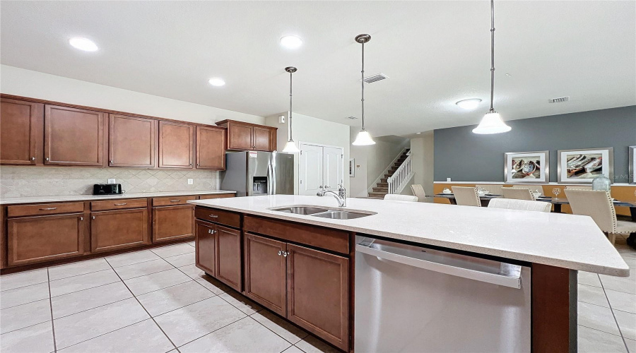 Kissimmee, Florida 34747, 9 Bedrooms Bedrooms, ,6 Bathroomsbathrooms,Residential,For Sale,Bengal Ct,Mfro6225436