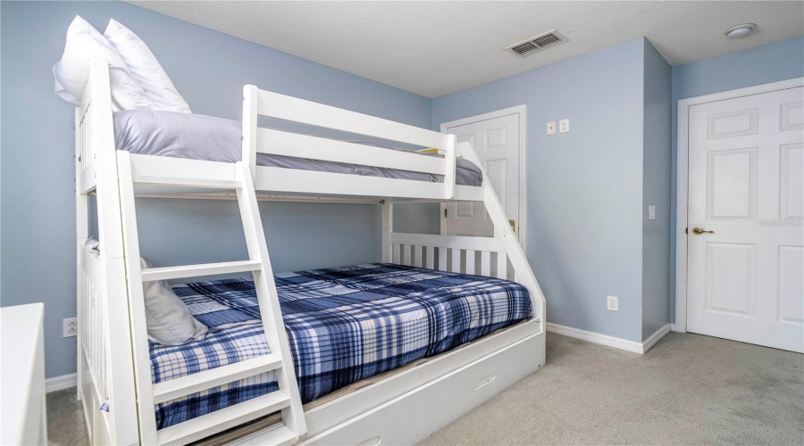 Kissimmee, Florida 34747, 3 Bedrooms Bedrooms, ,2 Bathroomsbathrooms,Residential,For Sale,White Orchid,Mfro6225649