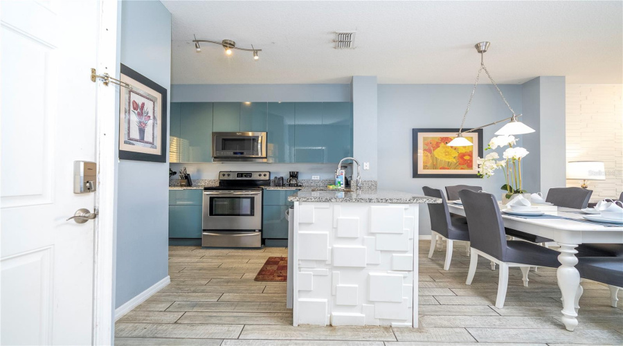 Kissimmee, Florida 34747, 3 Bedrooms Bedrooms, ,2 Bathroomsbathrooms,Residential,For Sale,White Orchid,Mfro6225649