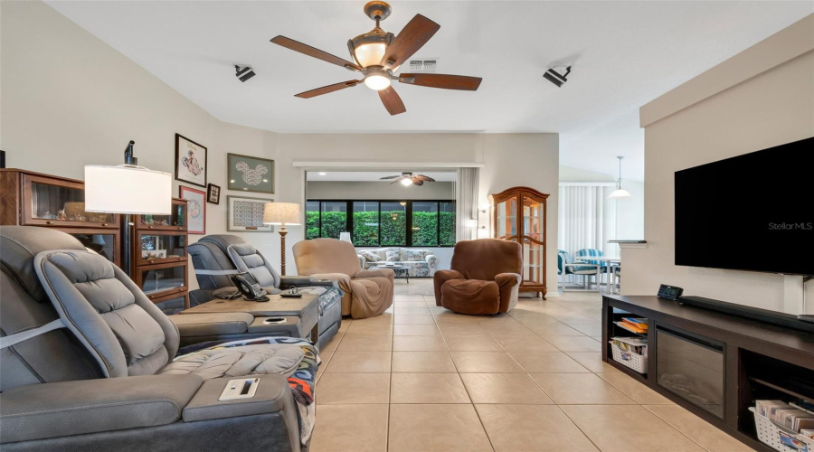 DAVENPORT, Florida 33837, 2 Bedrooms Bedrooms, ,2 BathroomsBathrooms,Residential,For Sale,PLAYA,0,MFRS5108760