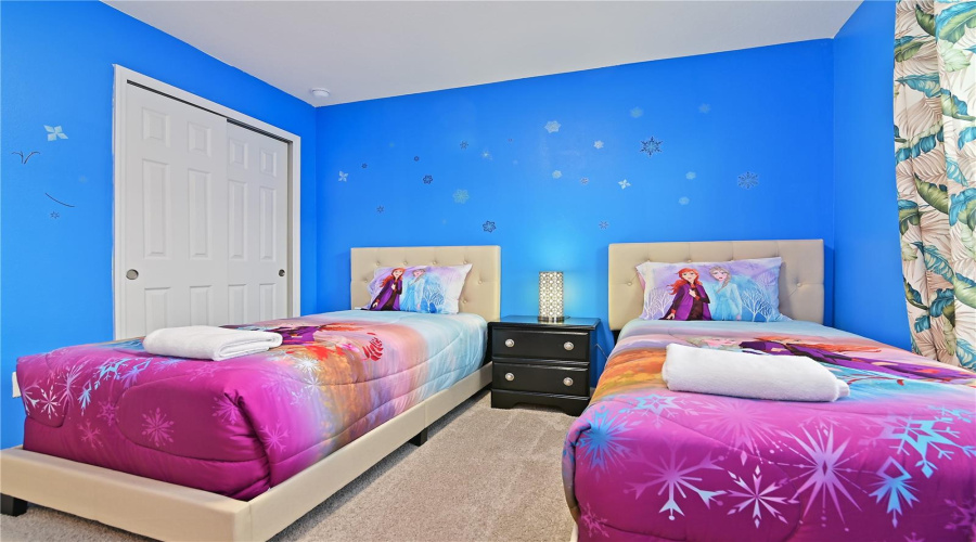 Kissimmee, Florida 34747, 6 Bedrooms Bedrooms, ,4 Bathroomsbathrooms,Residential,For Sale,Fleming Mist,Mfrt3542441
