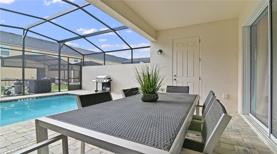 Kissimmee, Florida 34747, 6 Bedrooms Bedrooms, ,4 Bathroomsbathrooms,Residential,For Sale,Fleming Mist,Mfrt3542441