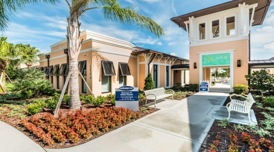 Kissimmee, Florida 34747, 6 Bedrooms Bedrooms, ,4 Bathroomsbathrooms,Residential,For Sale,Fleming Mist,Mfrt3542441