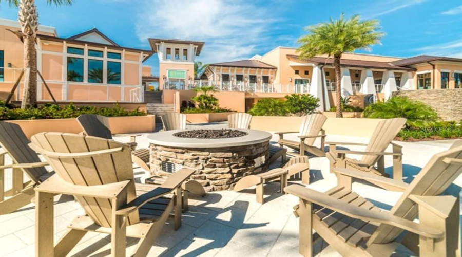 Kissimmee, Florida 34747, 6 Bedrooms Bedrooms, ,4 Bathroomsbathrooms,Residential,For Sale,Fleming Mist,Mfrt3542441