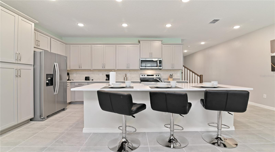 Kissimmee, Florida 34747, 6 Bedrooms Bedrooms, ,4 Bathroomsbathrooms,Residential,For Sale,Fleming Mist,Mfrt3542441