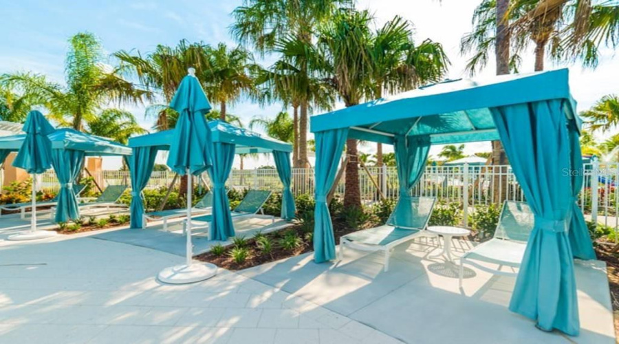 Kissimmee, Florida 34747, 6 Bedrooms Bedrooms, ,4 Bathroomsbathrooms,Residential,For Sale,Fleming Mist,Mfrt3542441
