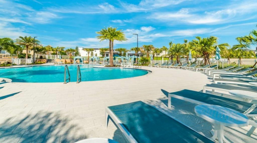 Kissimmee, Florida 34747, 6 Bedrooms Bedrooms, ,4 Bathroomsbathrooms,Residential,For Sale,Fleming Mist,Mfrt3542441