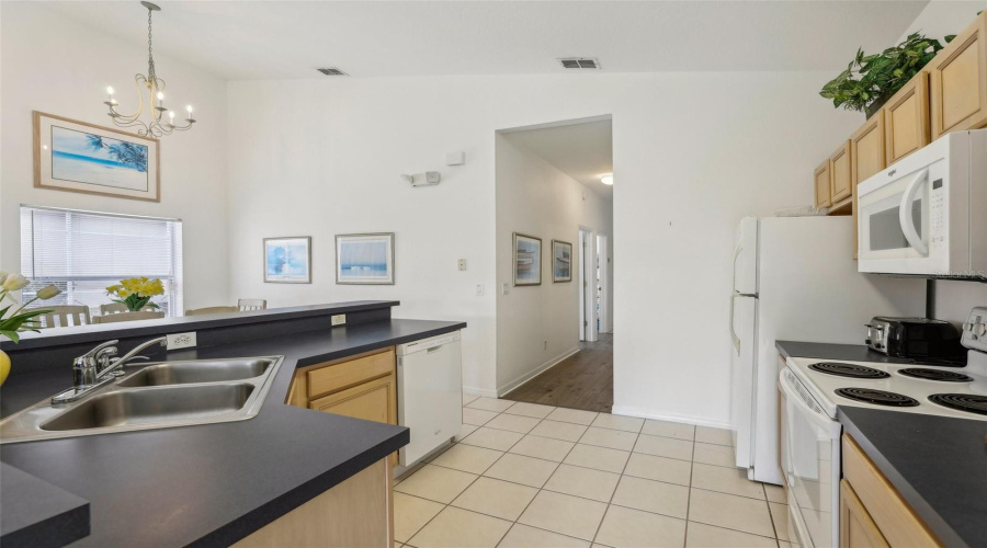 Davenport, Florida 33896, 4 Bedrooms Bedrooms, ,3 Bathroomsbathrooms,Residential,For Sale,Windsor,Mfro6227086