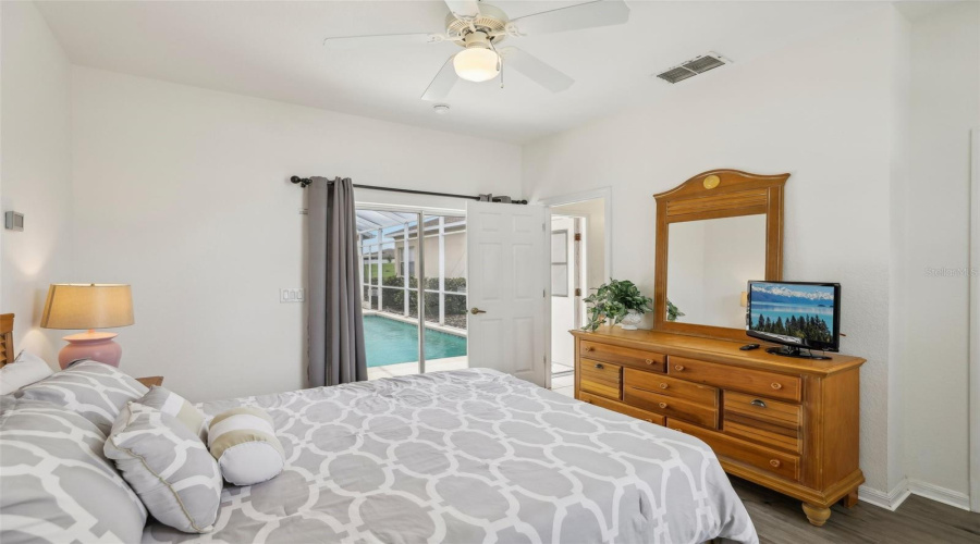 Davenport, Florida 33896, 4 Bedrooms Bedrooms, ,3 Bathroomsbathrooms,Residential,For Sale,Windsor,Mfro6227086