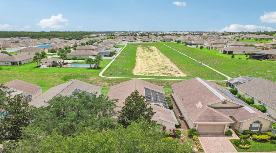 Davenport, Florida 33896, 4 Bedrooms Bedrooms, ,3 Bathroomsbathrooms,Residential,For Sale,Windsor,Mfro6227086