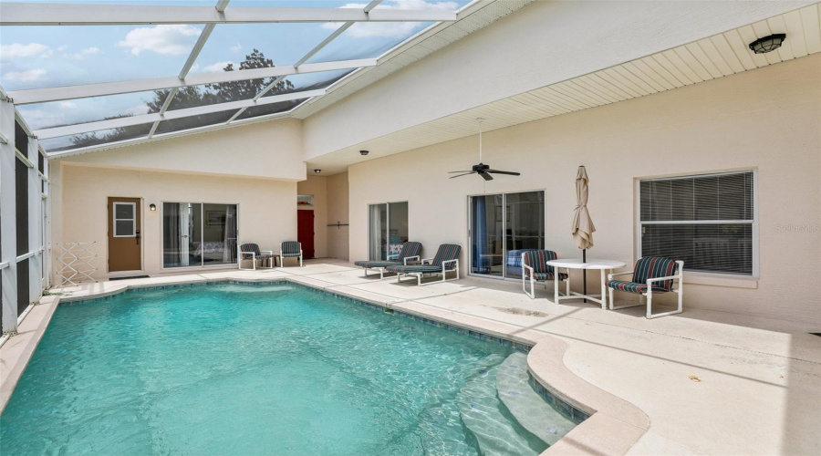 Davenport, Florida 33896, 4 Bedrooms Bedrooms, ,3 Bathroomsbathrooms,Residential,For Sale,Windsor,Mfro6227086