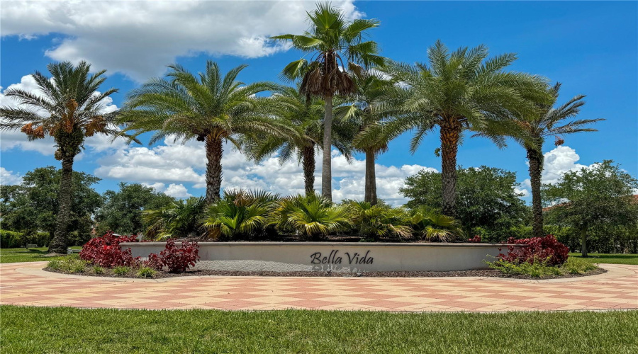 KISSIMMEE, Florida 34746, 3 Bedrooms Bedrooms, ,2 BathroomsBathrooms,Residential,For Sale,ALBERTO,MFRO6227362