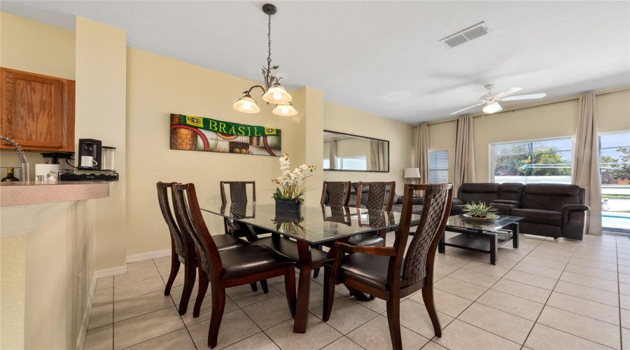 KISSIMMEE, Florida 34746, 3 Bedrooms Bedrooms, ,2 BathroomsBathrooms,Residential,For Sale,ALBERTO,MFRO6227362