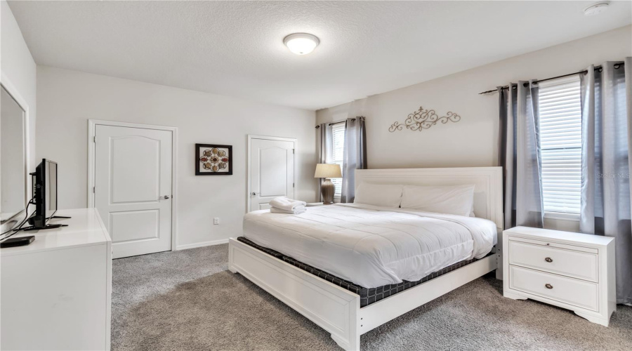 KISSIMMEE, Florida 34747, 8 Bedrooms Bedrooms, ,6 BathroomsBathrooms,Residential,For Sale,MACAPA,0,MFRO6227461