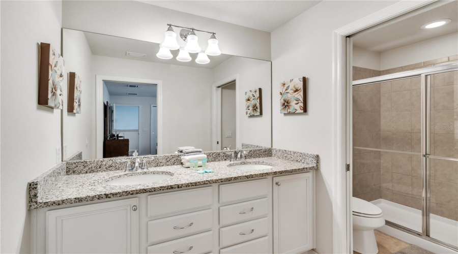 KISSIMMEE, Florida 34747, 8 Bedrooms Bedrooms, ,6 BathroomsBathrooms,Residential,For Sale,MACAPA,0,MFRO6227461