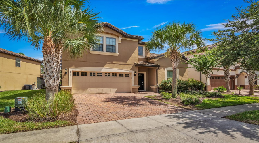 KISSIMMEE, Florida 34747, 8 Bedrooms Bedrooms, ,6 BathroomsBathrooms,Residential,For Sale,MACAPA,0,MFRO6227461