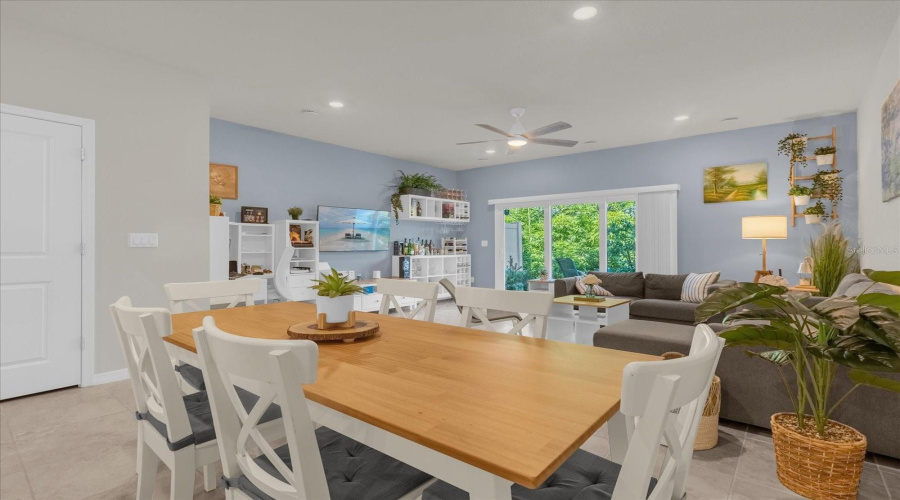 Kissimmee, Florida 34746, 3 Bedrooms Bedrooms, ,2 Bathroomsbathrooms,Residential,For Sale,Sparkling Shell,Mfrs5108566
