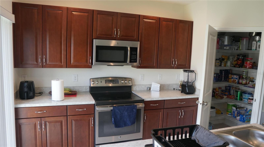 Davenport, Florida 33837, 3 Bedrooms Bedrooms, ,2 Bathroomsbathrooms,Residential,For Sale,Hamlet,Mfro6228042