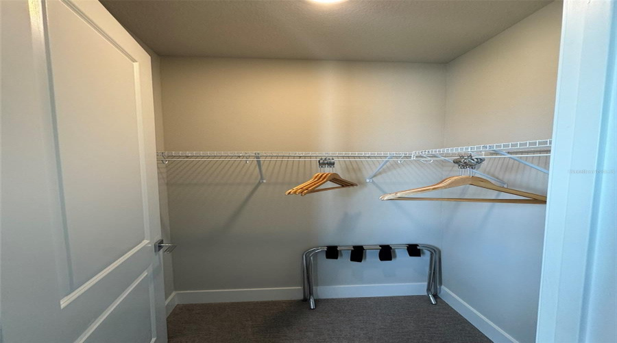 KISSIMMEE, Florida 34747, 5 Bedrooms Bedrooms, ,4 BathroomsBathrooms,Residential,For Sale,SANDY RIDGE,0,MFRS5109561