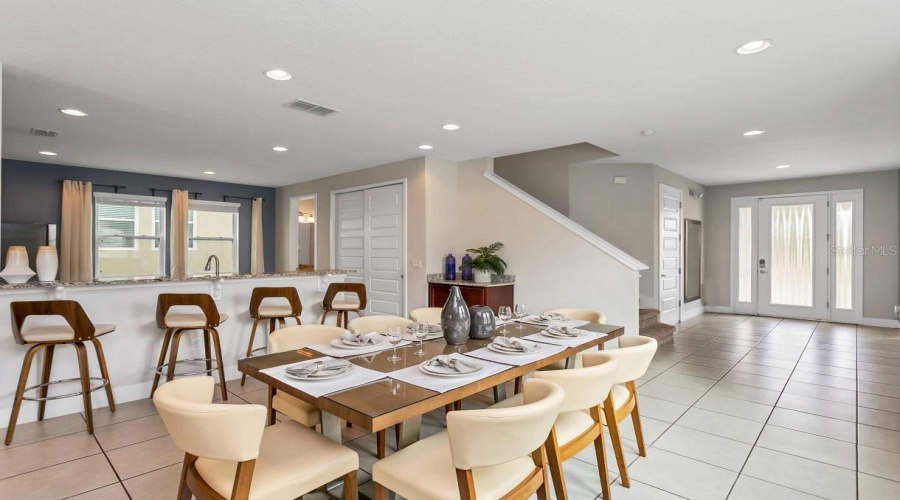 Kissimmee, Florida 34747, 6 Bedrooms Bedrooms, ,6 Bathroomsbathrooms,Residential,For Sale,Pendant,Mfrs5109134