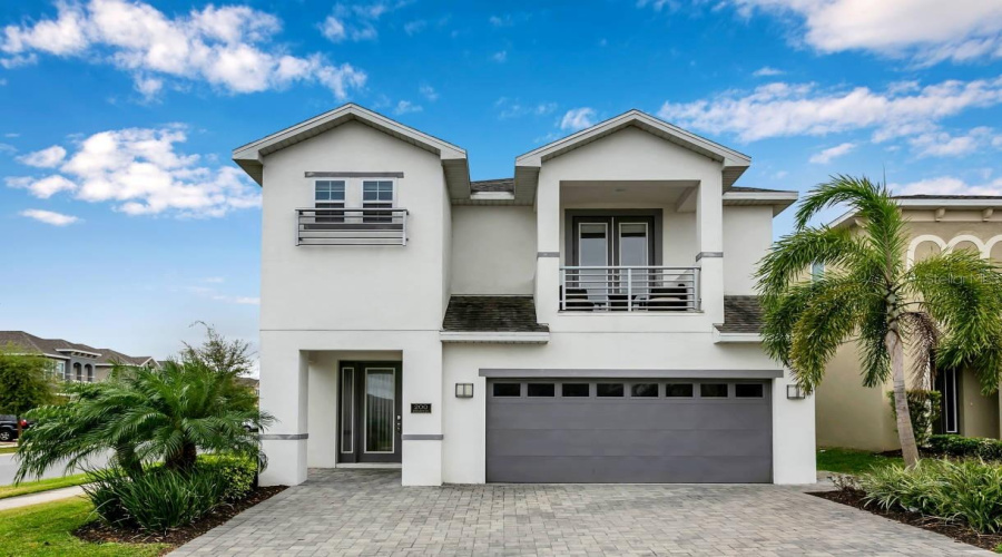 Kissimmee, Florida 34747, 6 Bedrooms Bedrooms, ,6 Bathroomsbathrooms,Residential,For Sale,Pendant,Mfrs5109134