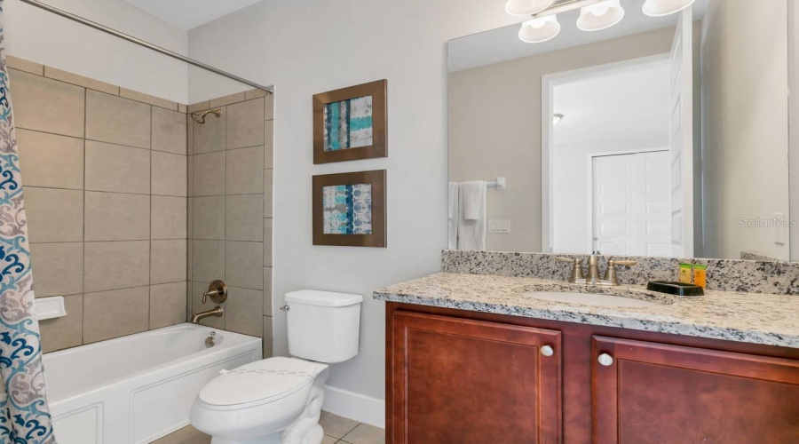 Kissimmee, Florida 34747, 6 Bedrooms Bedrooms, ,6 Bathroomsbathrooms,Residential,For Sale,Pendant,Mfrs5109134