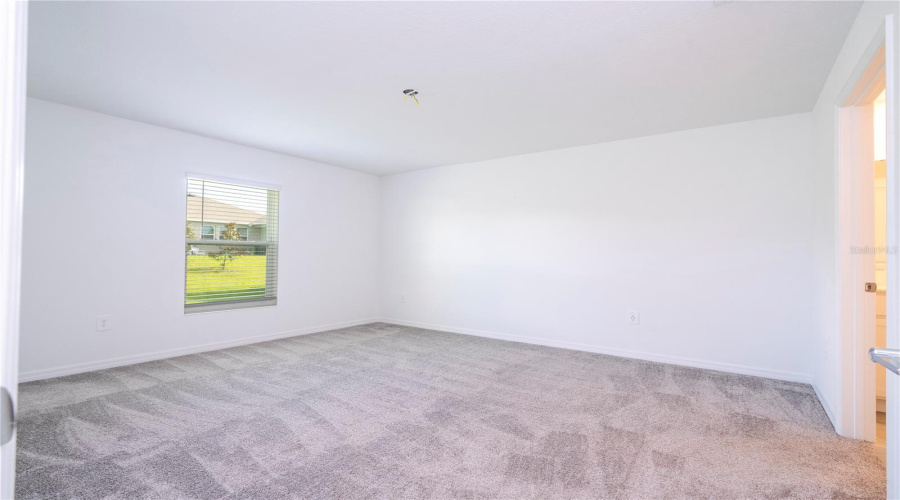 Kissimmee, Florida 34746, 3 Bedrooms Bedrooms, ,2 Bathroomsbathrooms,Residential,For Sale,Green Gables,Mfro6226063