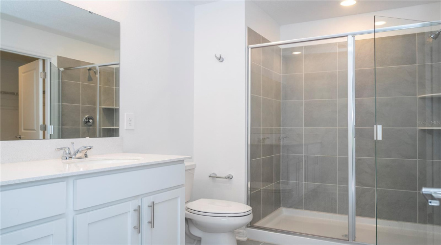 Kissimmee, Florida 34746, 3 Bedrooms Bedrooms, ,2 Bathroomsbathrooms,Residential,For Sale,Green Gables,Mfro6226063
