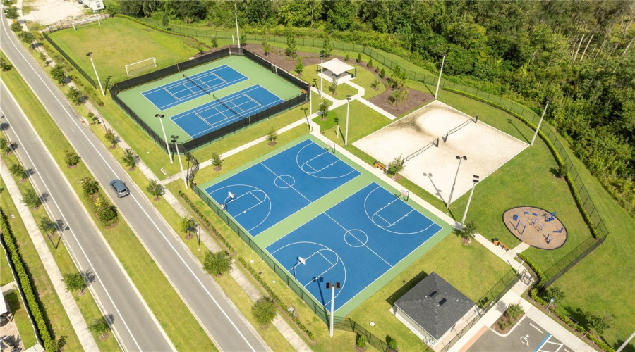 Kissimmee, Florida 34746, 3 Bedrooms Bedrooms, ,2 Bathroomsbathrooms,Residential,For Sale,Green Gables,Mfro6226063