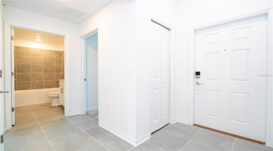 Kissimmee, Florida 34746, 3 Bedrooms Bedrooms, ,2 Bathroomsbathrooms,Residential,For Sale,Green Gables,Mfro6226063