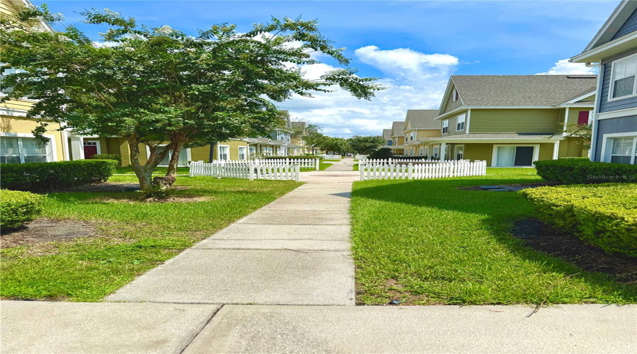 Kissimmee, Florida 34746, 3 Bedrooms Bedrooms, ,2 Bathroomsbathrooms,Residential,For Sale,Lodi,Mfro6228976