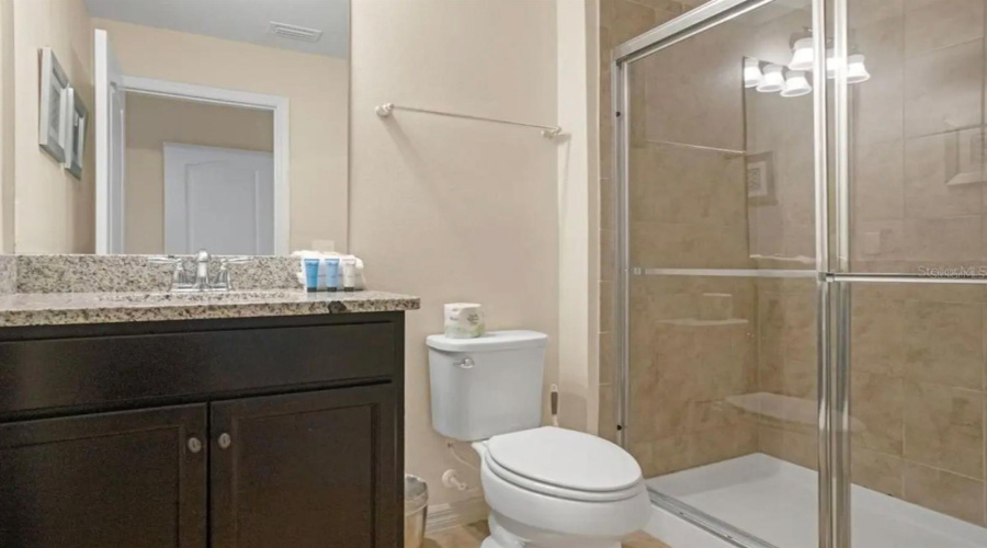 KISSIMMEE, Florida 34747, 5 Bedrooms Bedrooms, ,4 BathroomsBathrooms,Residential,For Sale,ADRIATICO,0,MFRO6228458