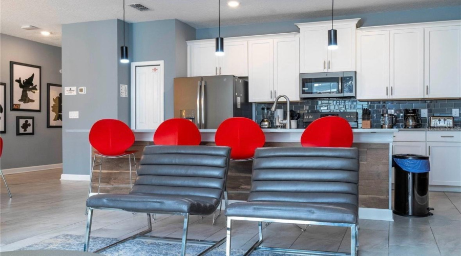Kissimmee, Florida 34746, 4 Bedrooms Bedrooms, ,3 Bathroomsbathrooms,Residential,For Sale,Dedication,Mfro6229726