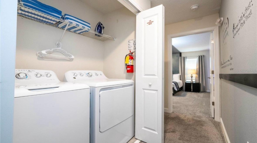 Kissimmee, Florida 34746, 4 Bedrooms Bedrooms, ,3 Bathroomsbathrooms,Residential,For Sale,Dedication,Mfro6229726